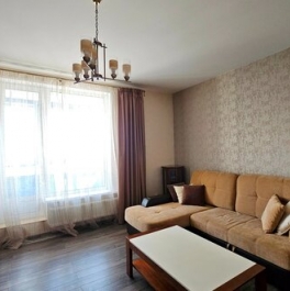 Продажа 2-комн квартиры на вторичном рынке ул Типанова,  д. 27/39