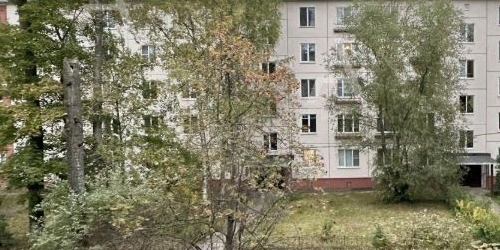 2-комн квартира бульвар Красных Зорь, 20