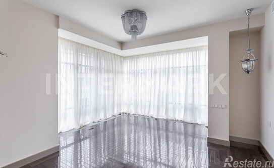 Продажа 4-комн квартиры на вторичном рынке Филипповский переулок