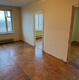 Продажа 4-комн квартиры на вторичном рынке Клязьминская улица,  д. 10 к1