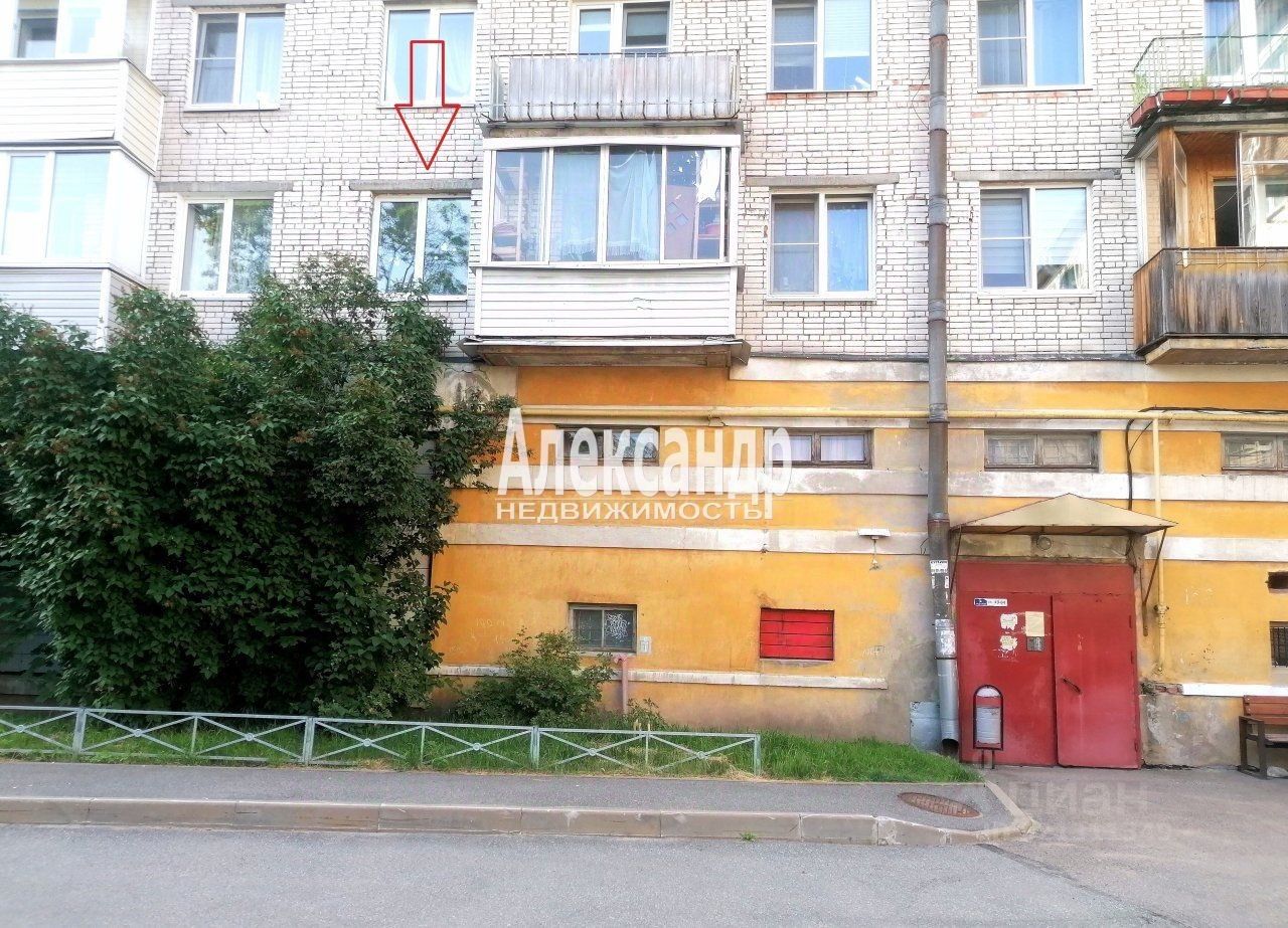 Продажа 3-комн квартиры на вторичном рынке Приозерск, улица Калинина, 25