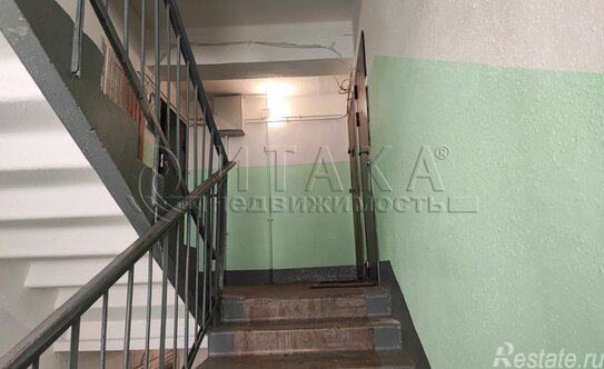 Продажа 1-комн квартиры на вторичном рынке Гатчина, ул Хохлова,  д. 3а