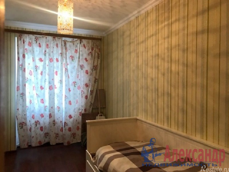 Продажа 3-комн квартиры на вторичном рынке Выборг г., Рубежная ул. ,  д. 21
