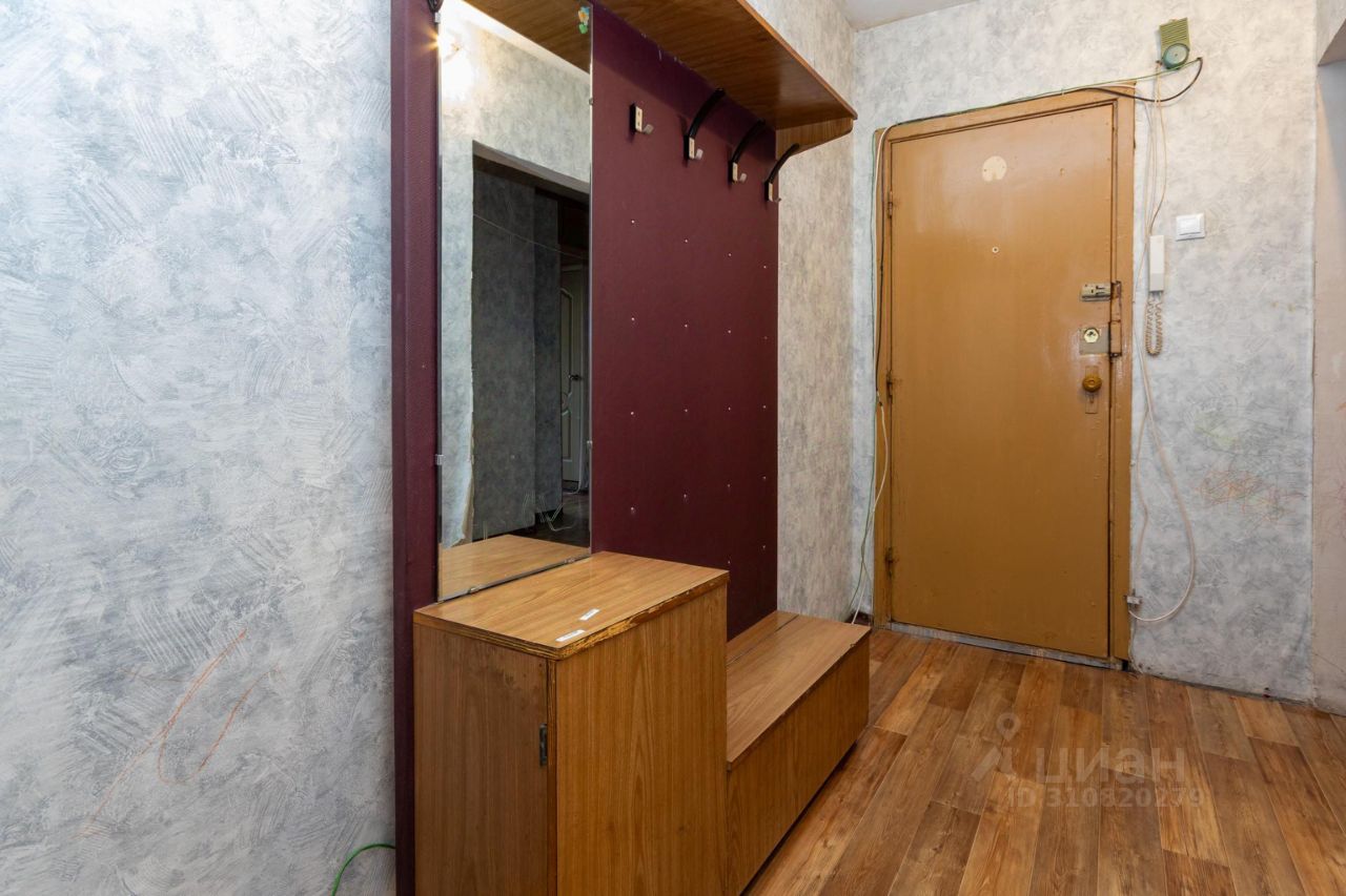 Продажа 3-комн квартиры на вторичном рынке улица Кржижановского, 5К4