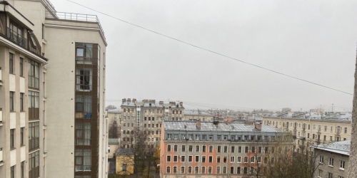 4-комн квартира Детская ул. ,  д. 18