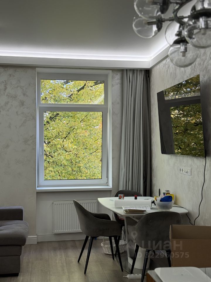 Продажа 3-комн квартиры на вторичном рынке Пушкин, Церковная улица, 7