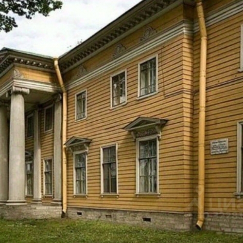 Отдельное здание Выборгская наб,  д. 63