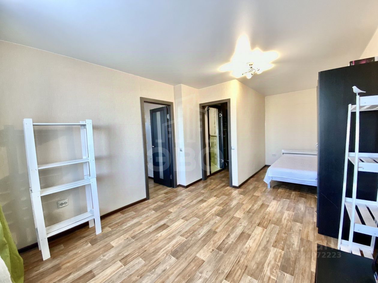 Аренда 1-комн квартиры на вторичном рынке Новоизмайловский проспект, 22К1