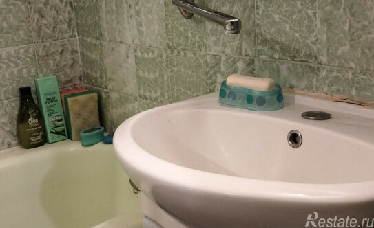 Продажа 1-комн квартиры на вторичном рынке Прибалтийская площадь