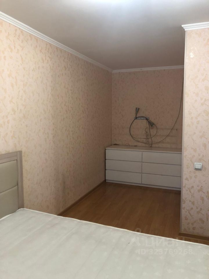 Аренда 1-комн квартиры на вторичном рынке Веерная улица, 32К2