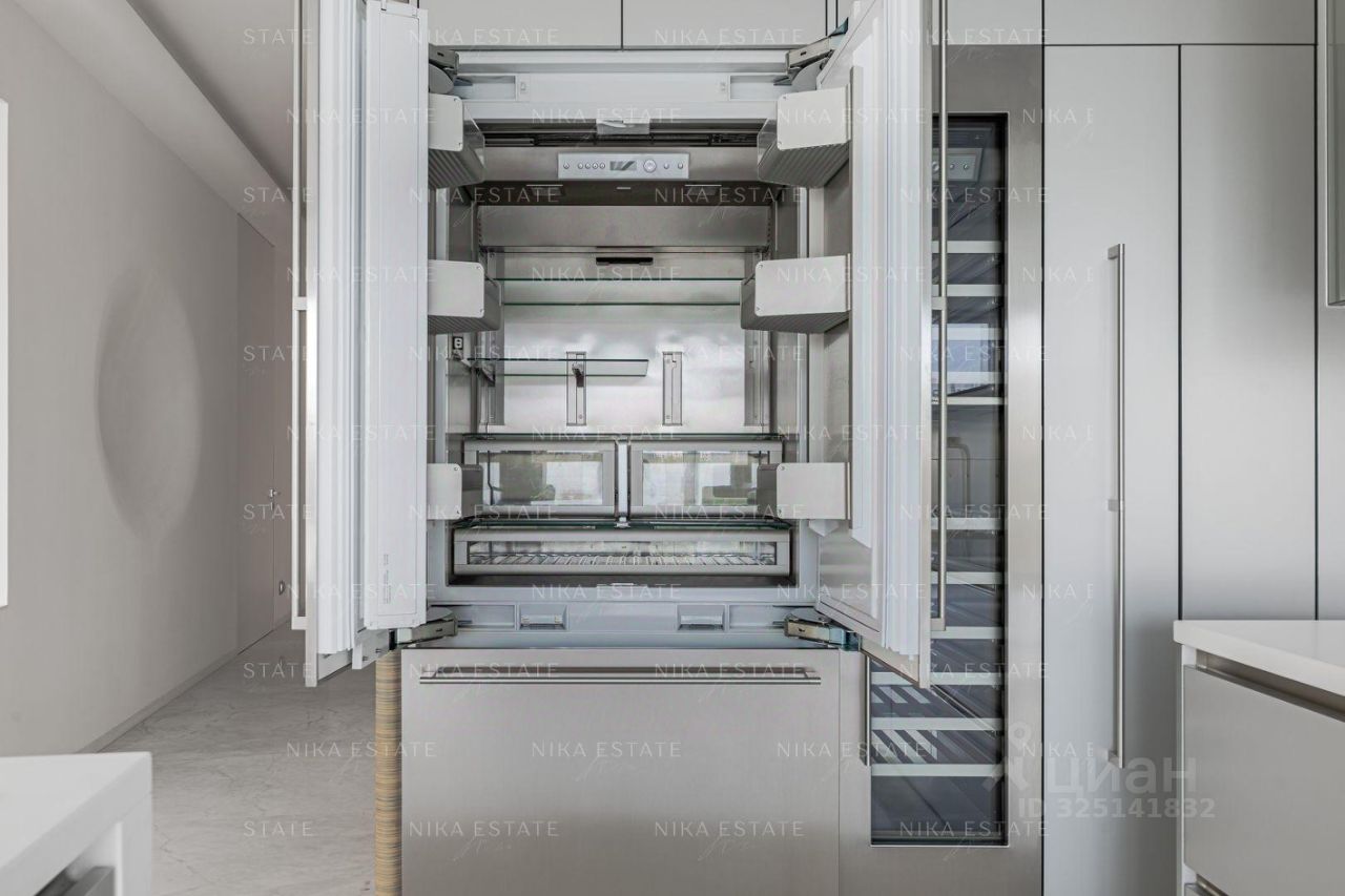 Продажа 3-комн квартиры на вторичном рынке Староволынская улица, 15к4