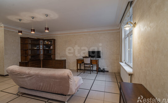 Продажа 2-комн квартиры на вторичном рынке улица Егорова,  д. 25 литА