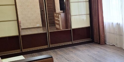 3-комн квартира проезд Черепановых, 56К1