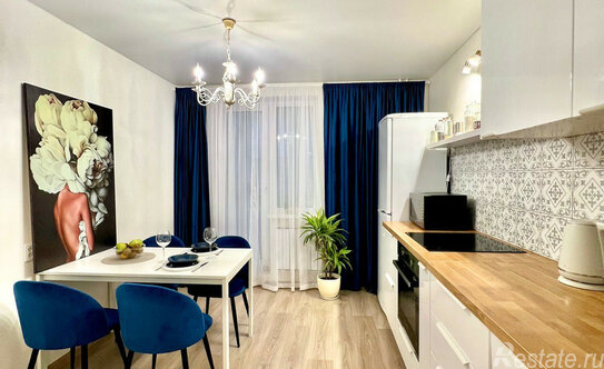 Продажа 2-комн квартиры на вторичном рынке улица Рихарда Зорге