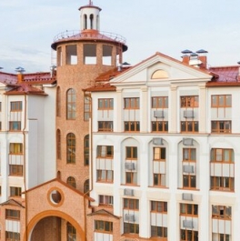 Продажа 3-комн квартиры на вторичном рынке Развилка, Римский пр-д,  д. 5