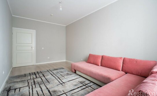 Продажа 2-комн квартиры на вторичном рынке Русановская ул