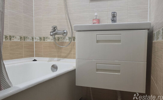 Продажа 2-комн квартиры на вторичном рынке Бухарестская ул,  д. 94 к3