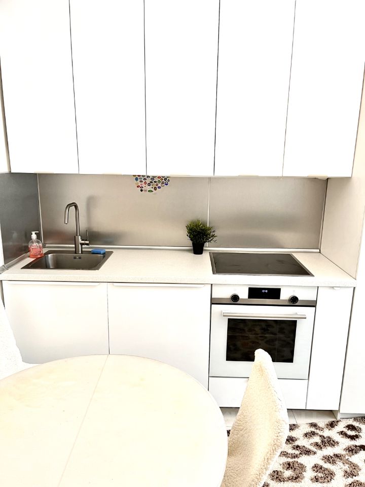 Продажа 3-комн квартиры на вторичном рынке Боровское шоссе, 2к4