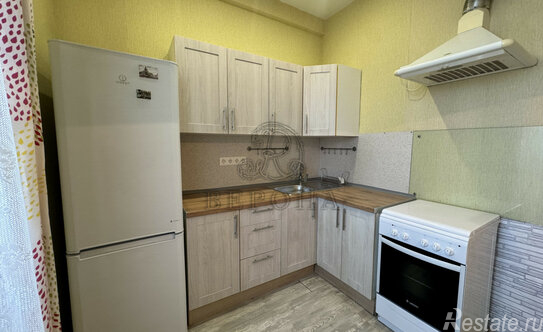 Продажа 1-комн квартиры на вторичном рынке Щемилово, ул Орлова,  д. 8