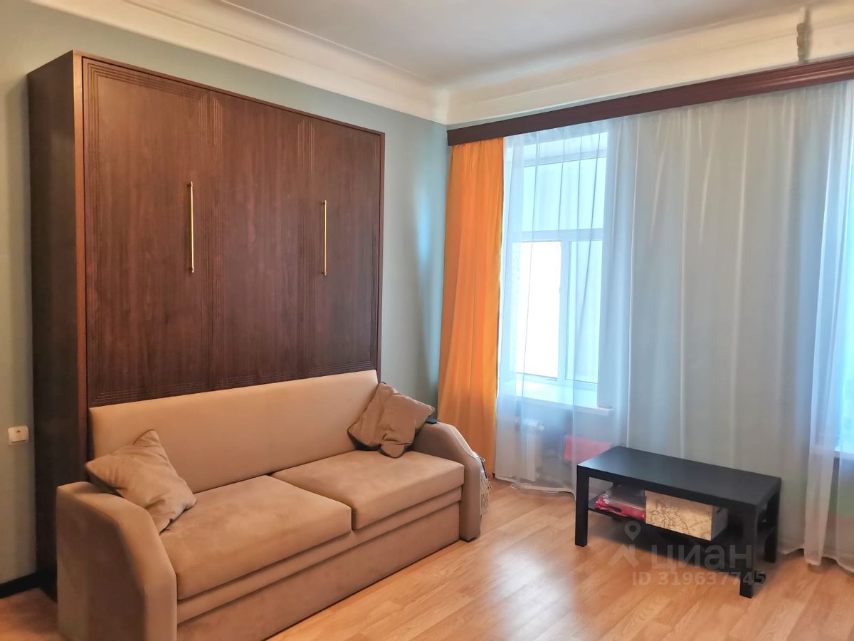 Продажа 3-комн квартиры на вторичном рынке Гороховая улица, 32