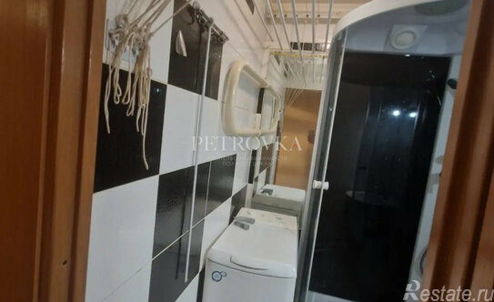 Продажа 1-комн квартиры на вторичном рынке Ореховый б-р,  д. 39,  к. 2