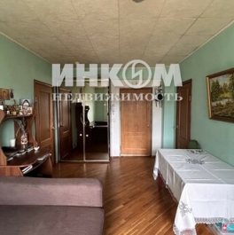 Продажа 2-комн квартиры на вторичном рынке Зоологическая улица,  д. 3