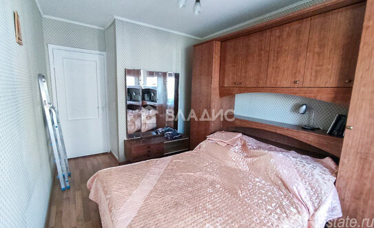 Продажа 2-комн квартиры на вторичном рынке Славы пр-кт,  д. 12,  к. 1