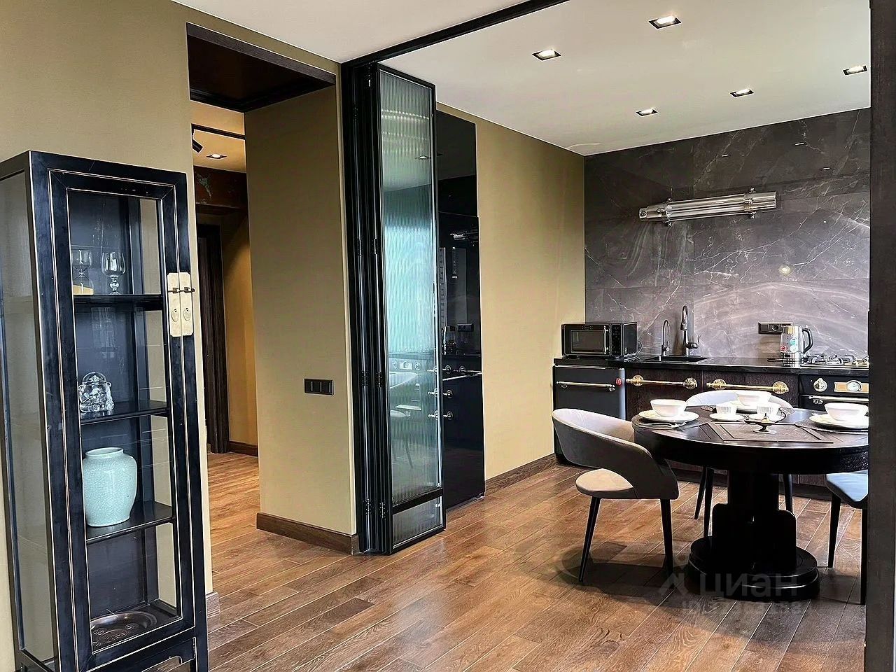 Аренда 2-комн квартиры на вторичном рынке набережная Тараса Шевченко, 3К2