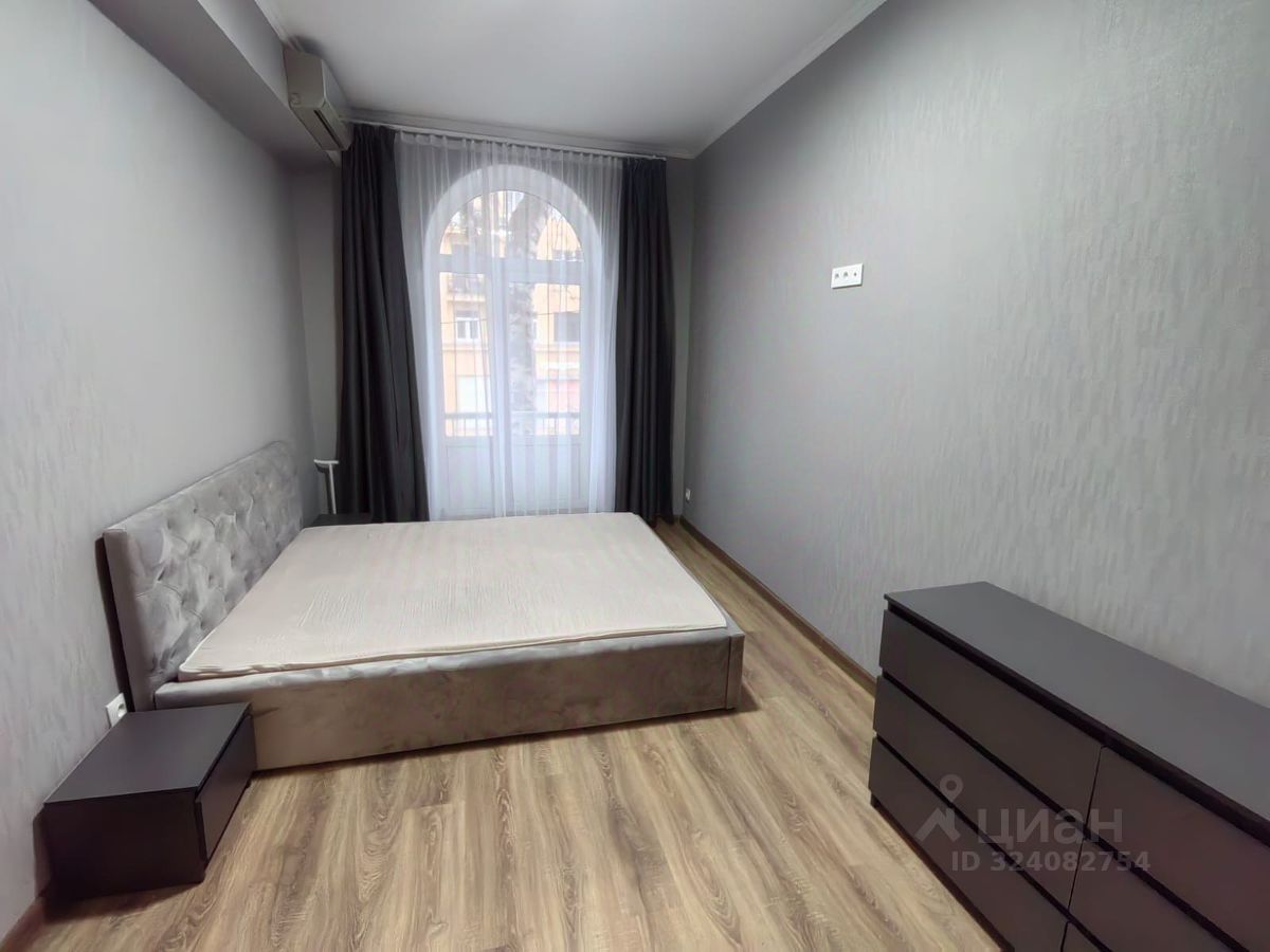 Аренда 2-комн квартиры на вторичном рынке Королев, улица Циолковского, 21/20