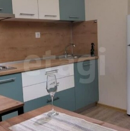 Продажа 1-комн квартиры на вторичном рынке Мурино, ул Шоссе в Лаврики,  д. 68,  к. 1