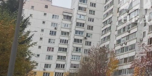 2-комн квартира Изюмская улица, 22