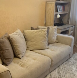 Продажа 2-комн квартиры на вторичном рынке Болотниковская улица,  д. 33 к2