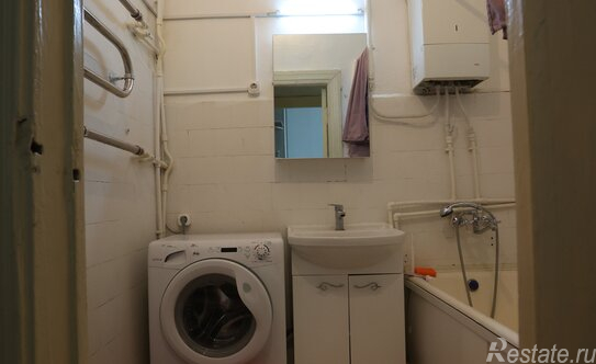 Продажа 1-комн квартиры на вторичном рынке Люберцы г, Октябрьский пр-кт,  д. 120 к1