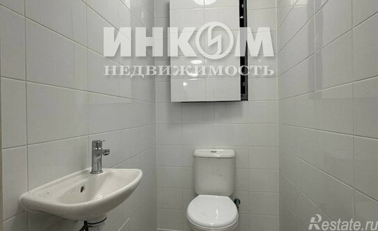 Продажа 2-комн квартиры на вторичном рынке Зеленый пр-кт,  д. 105