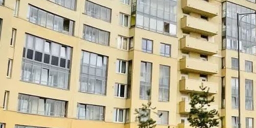 Студия проспект Александровской фермы, 8