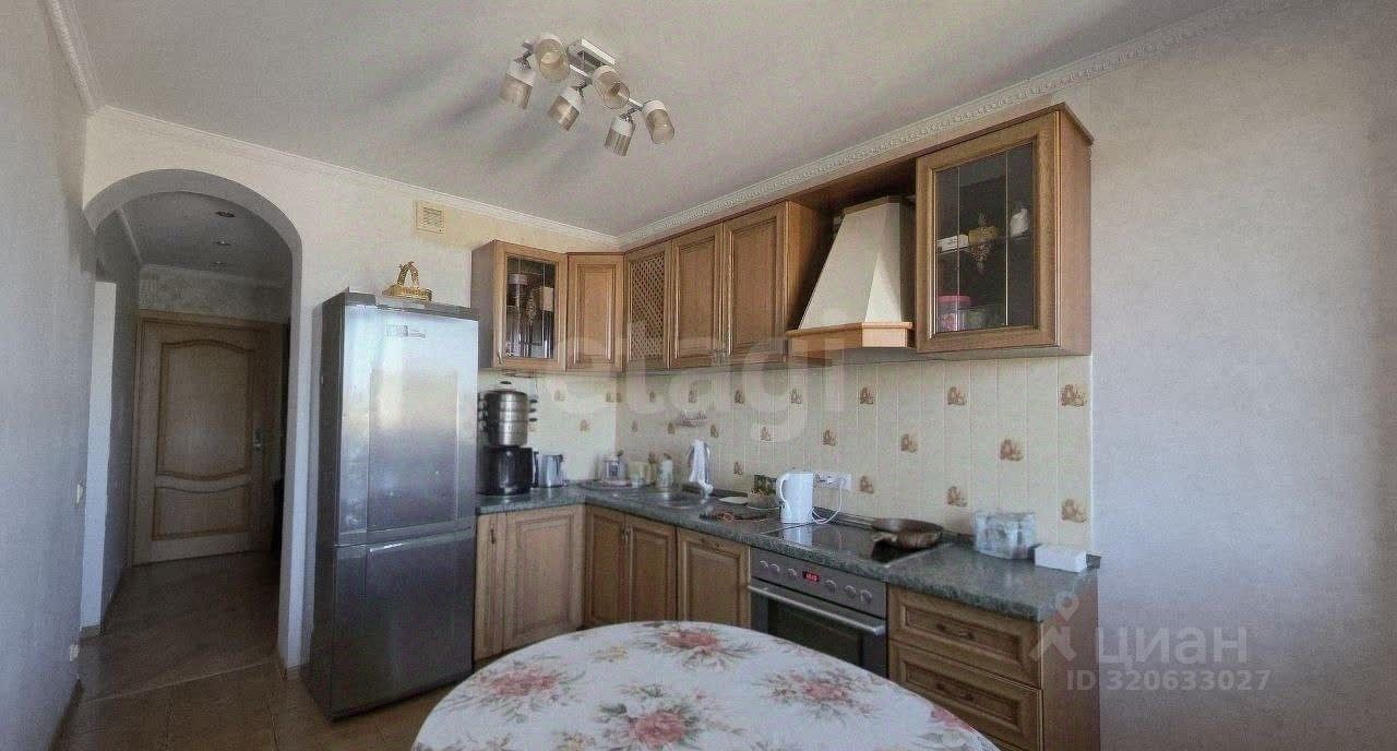 Продажа 2-комн квартиры на вторичном рынке Лобня, улица Чайковского, 18