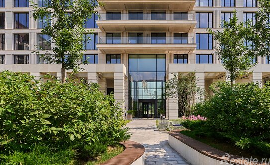 Продажа 4-комн квартиры на вторичном рынке улица Нижние Мнёвники,  д. 16 к6