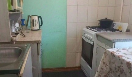 4-комн квартира проспект Ветеранов, 10