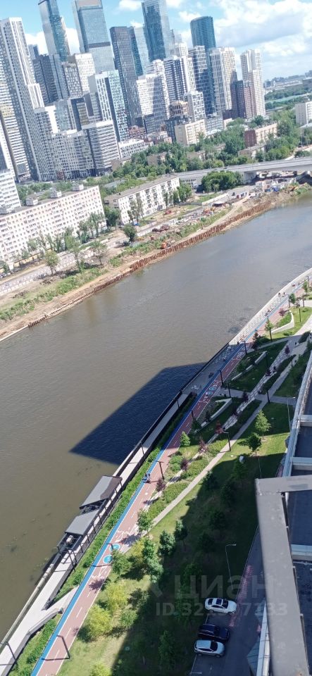 Продажа 4-комн квартиры на вторичном рынке Береговой проезд, 1Б