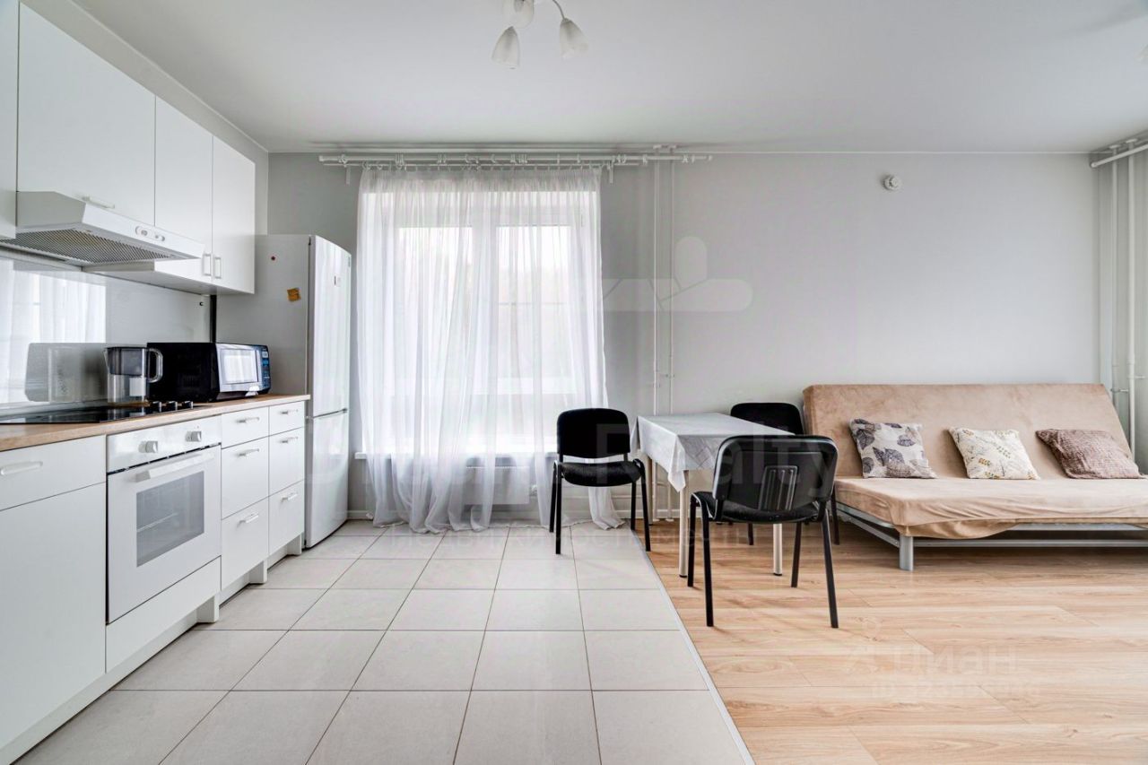 Аренда 2-комн квартиры на вторичном рынке улица Большое Понизовье, 7