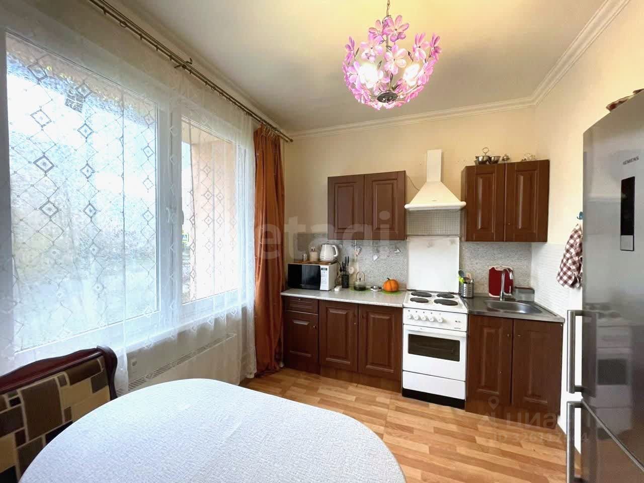 Продажа 2-комн квартиры на вторичном рынке Балашиха, улица Дубовая, 10