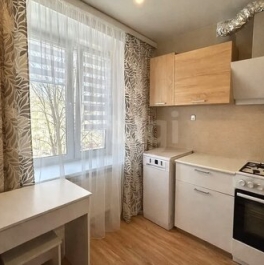 Продажа 1-комн квартиры на вторичном рынке Дубна, ул Центральная,  д. 21А