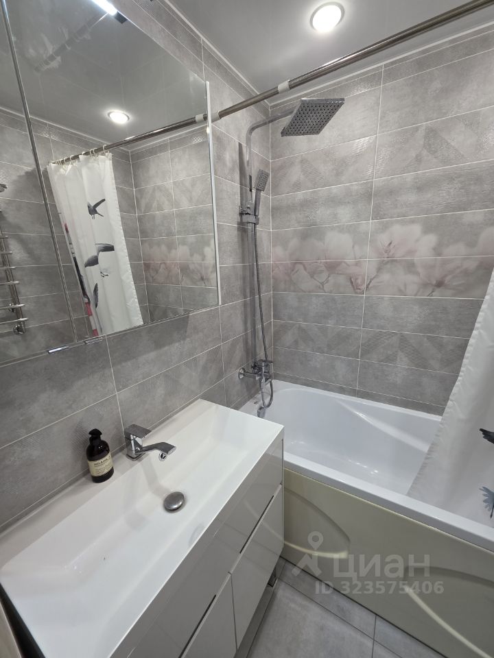 Аренда 3-комн квартиры на вторичном рынке Дрожжино пгт, шоссе Новое, 9