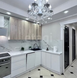 Продажа 2-комн квартиры на вторичном рынке улица Маршала Захарова,  д. 16 к3