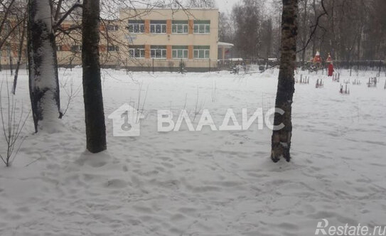 Продажа 2-комн квартиры на вторичном рынке ул Антонова-Овсеенко,  д. 13,  к. 1