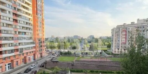 2-комн квартира улица Стасовой,  д. 2