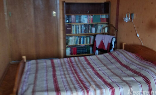 Аренда 2-комн квартиры на вторичном рынке Изумрудная улица,  д. 4