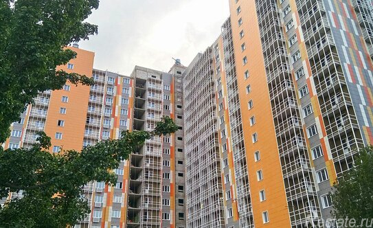 Продажа 3-комн квартиры на вторичном рынке Высокое, Клубная улица,  д. 38А