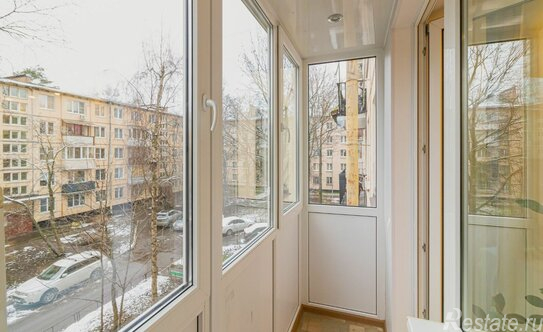 Продажа 2-комн квартиры на вторичном рынке Новоизмайловский проспект,  д. 44 к4