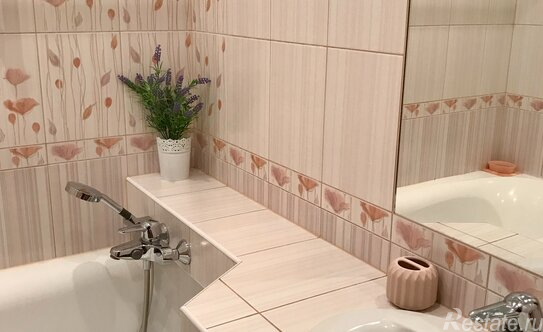 Продажа 1-комн квартиры на вторичном рынке ул Ушинского,  д. 2,  к. 1